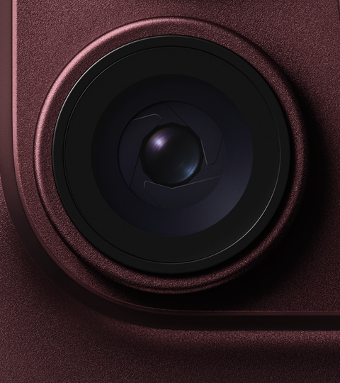 Main camera variable aperture lens featured on iPhone 18 Pro in burgundy color