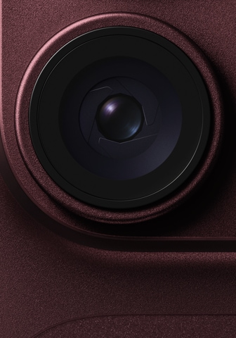 Main camera variable aperture lens featured on iPhone 18 Pro in burgundy color