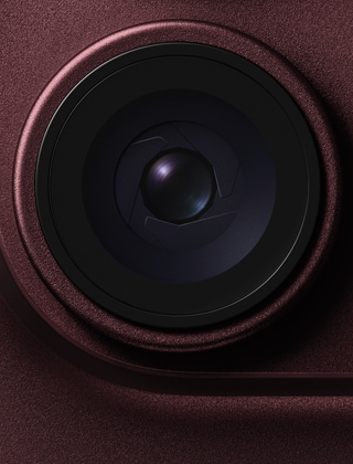 Main camera variable aperture lens featured on iPhone 18 Pro in burgundy color