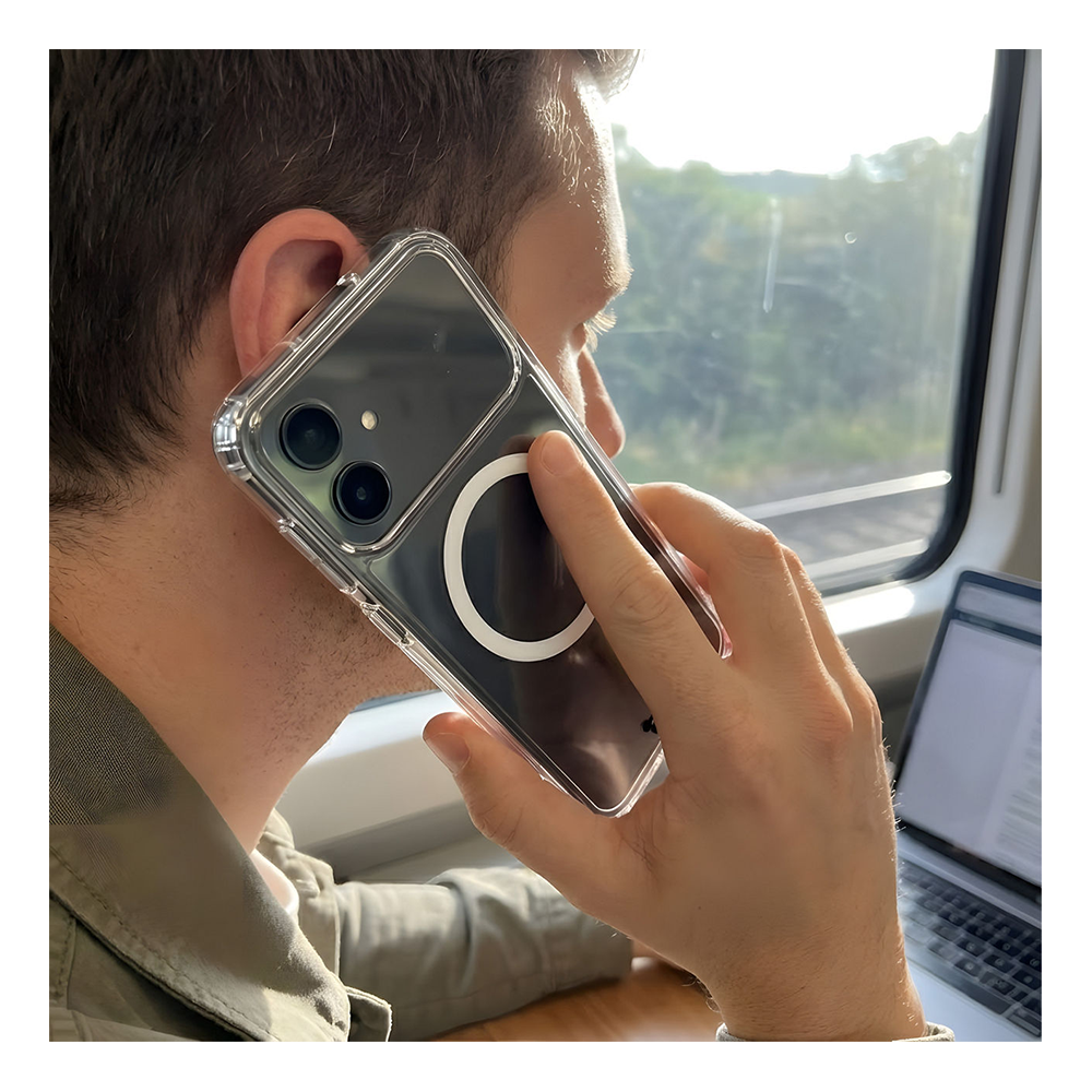 Tech21 EvoClear Magnet Case for Samsung Galaxy S26+